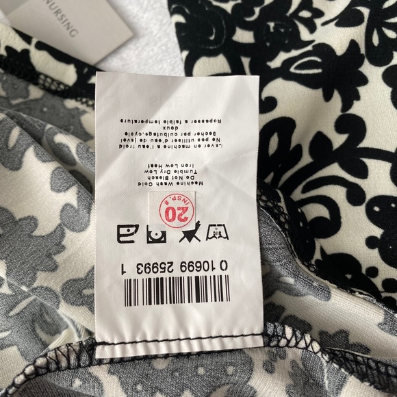 A Pea In the Pod Long sleeve Maternity + Nursing top Size L - Picture 8 of 9